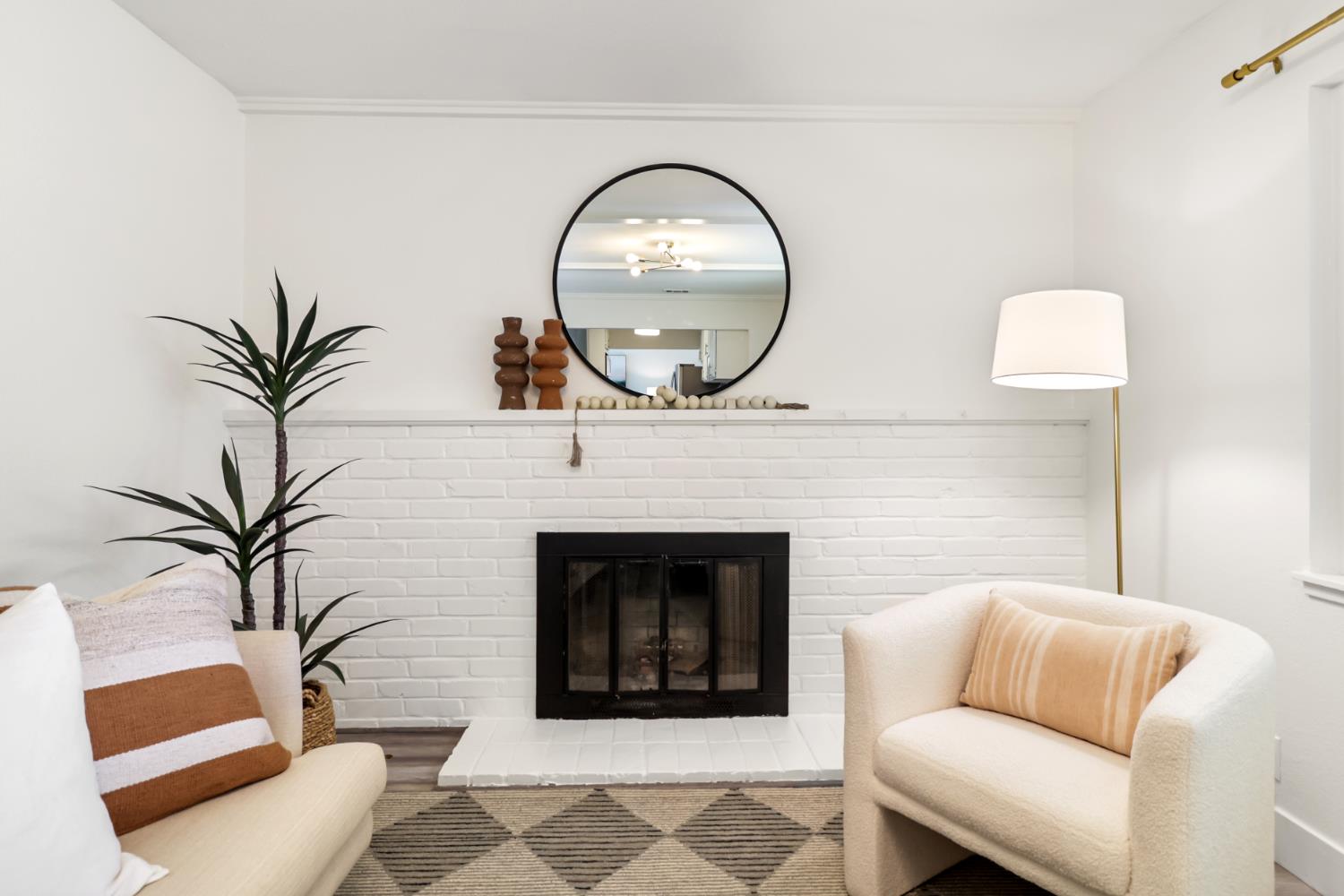 6008 Westbrook Drive