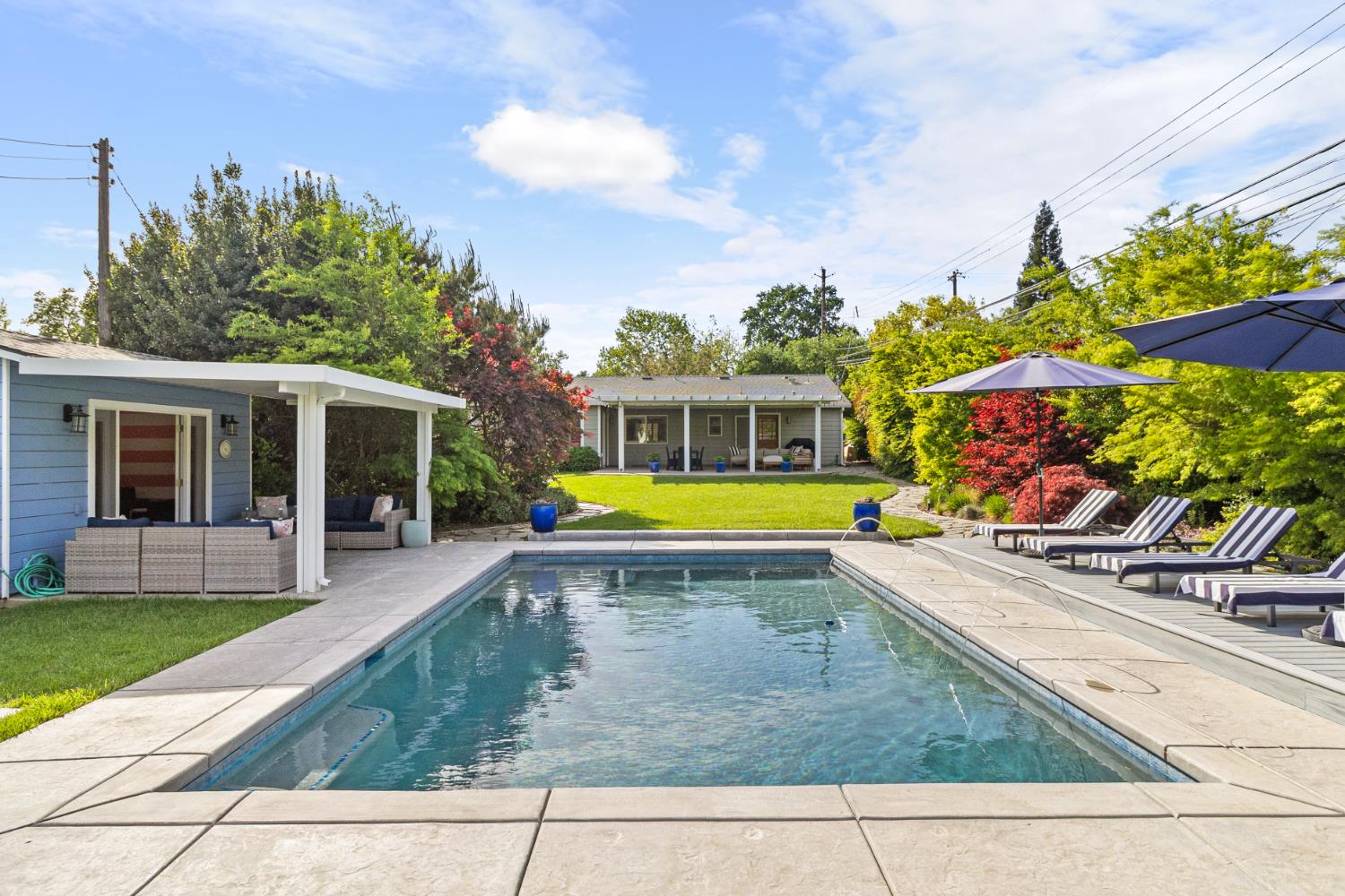 2628 Greenwood Avenue