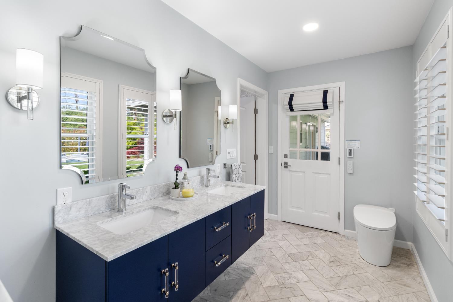 2628 Greenwood Avenue