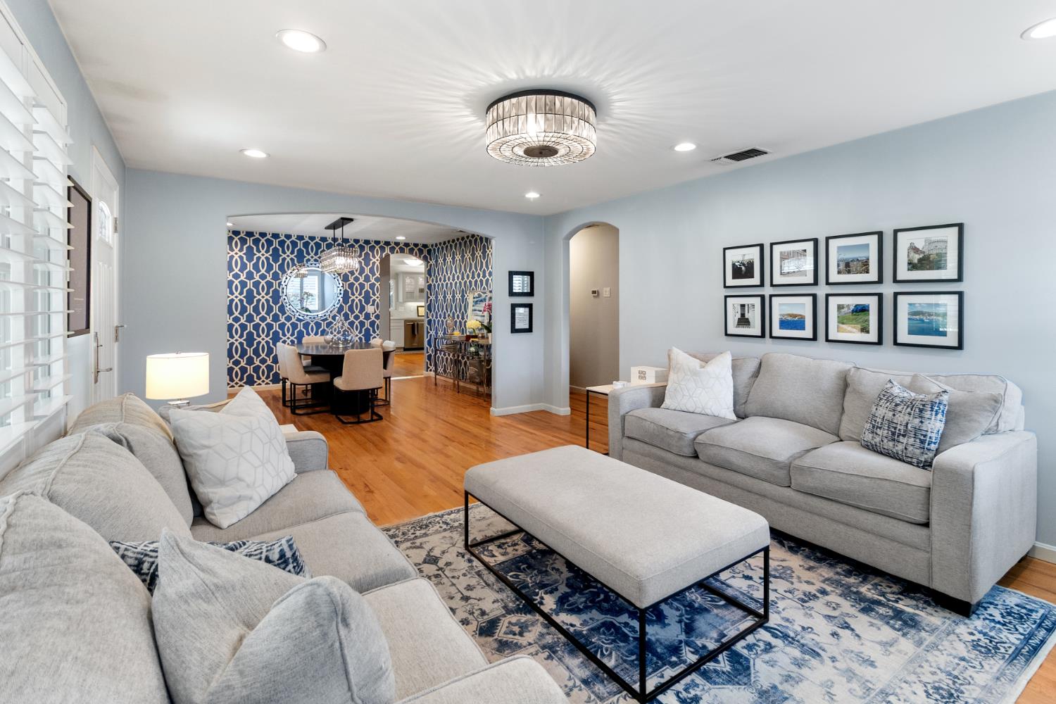 2628 Greenwood Avenue