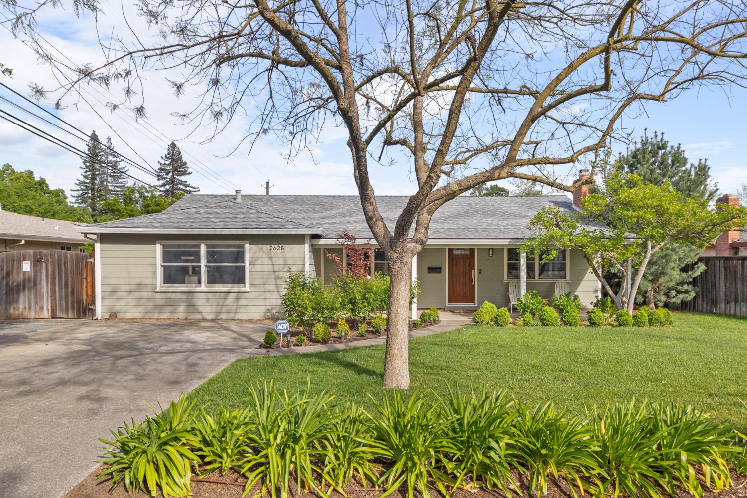 2628 Greenwood Avenue