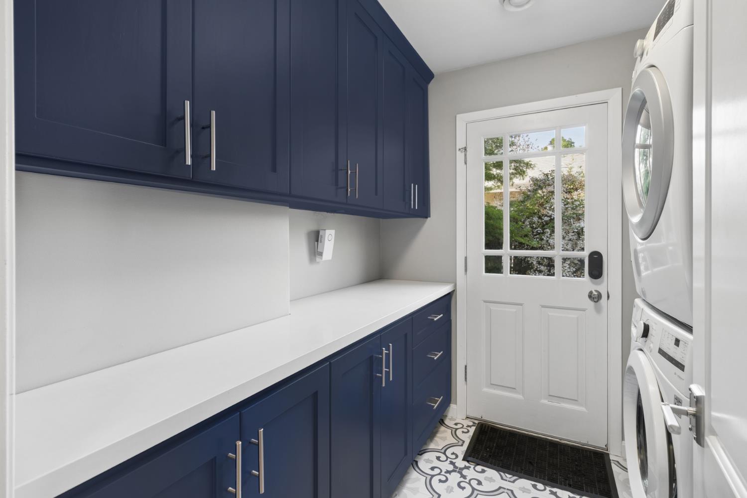 2628 Greenwood Avenue