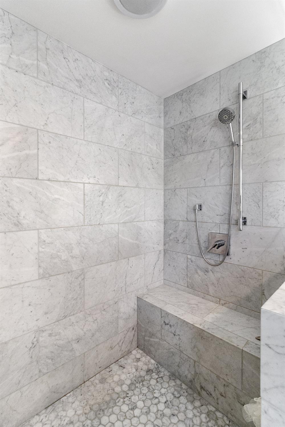 2628 Greenwood Avenue