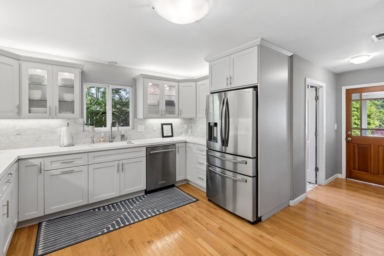 2628 Greenwood Avenue