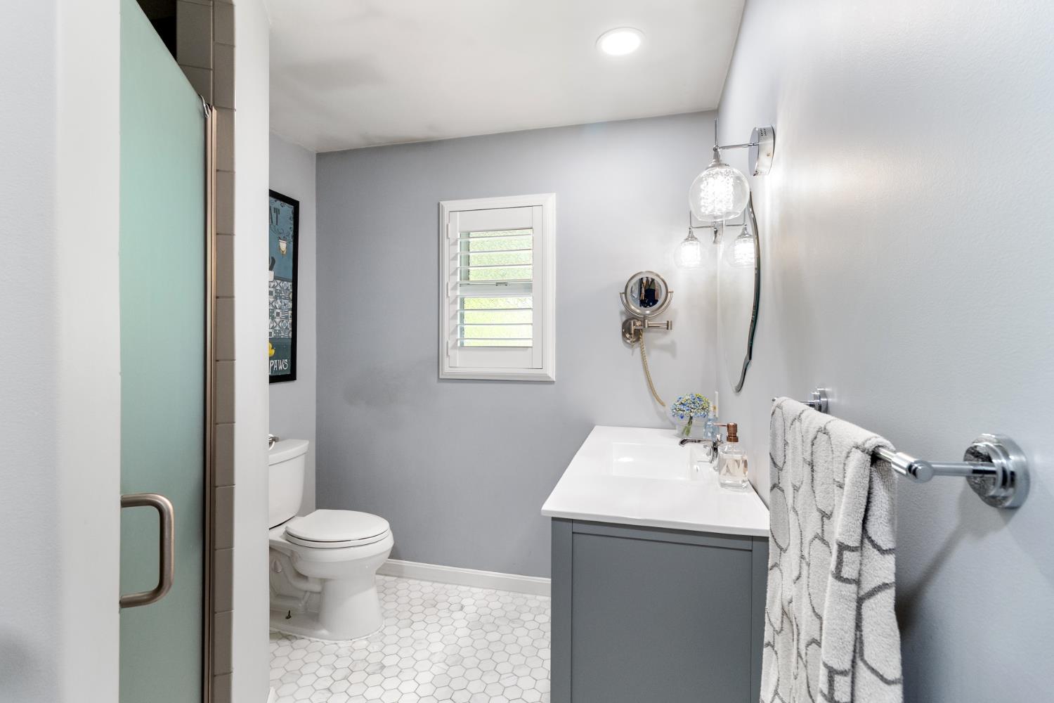 2628 Greenwood Avenue