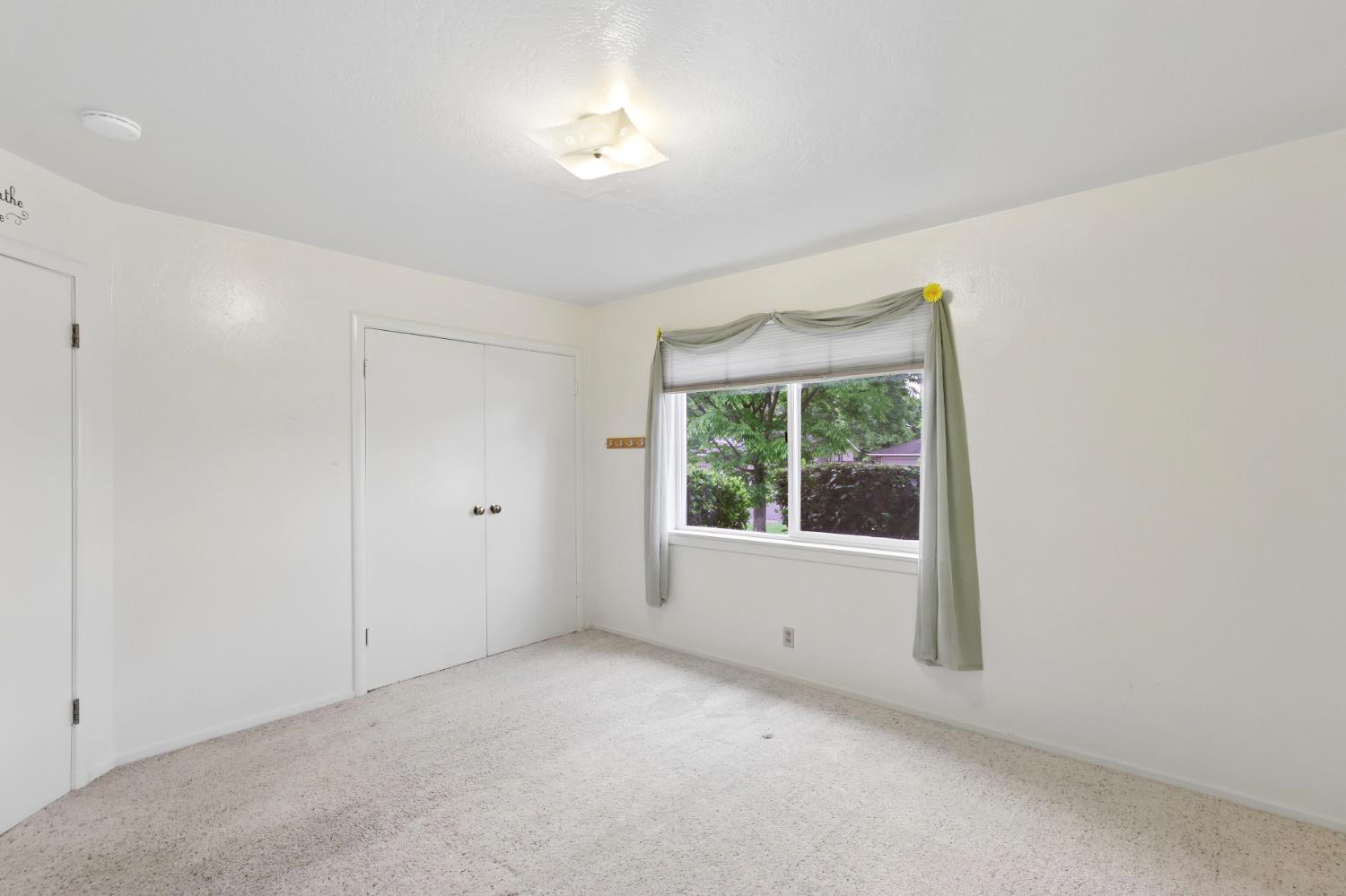 4720 Robertson Avenue