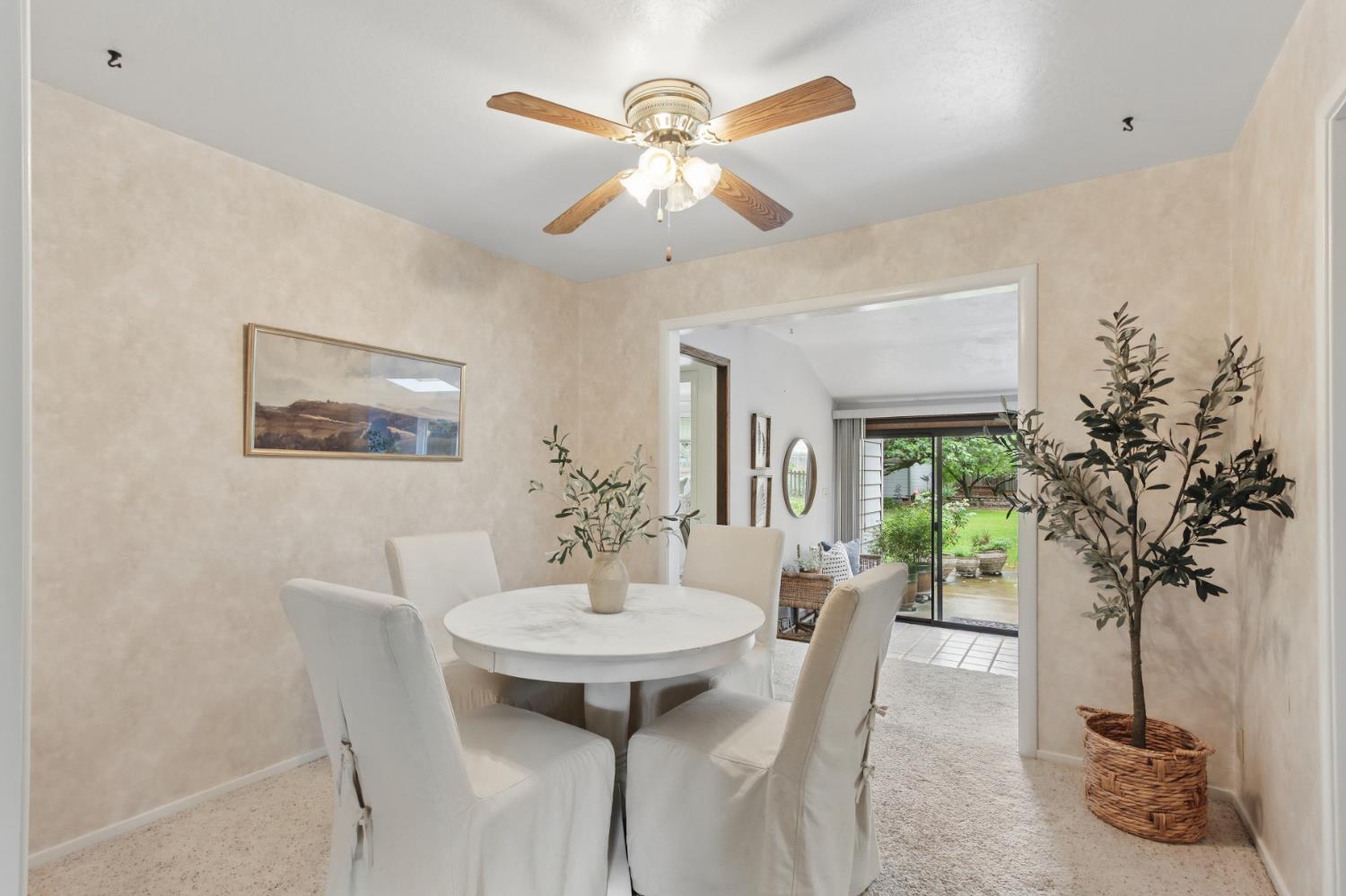 4720 Robertson Avenue