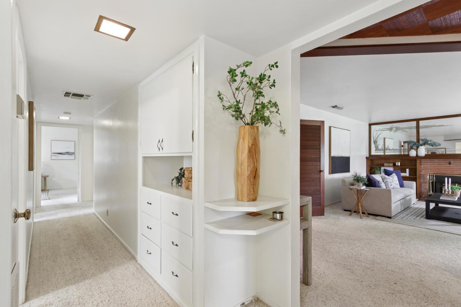 4720 Robertson Avenue