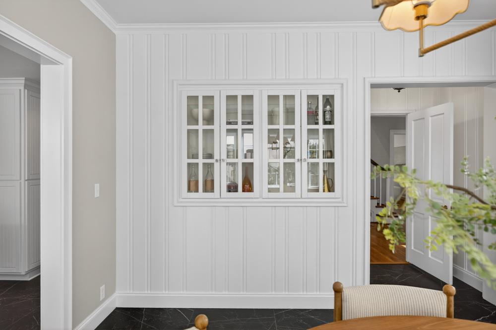 119 South Avena Avenue