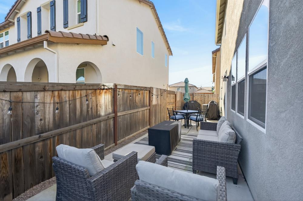 5358 Admiral Bend Way