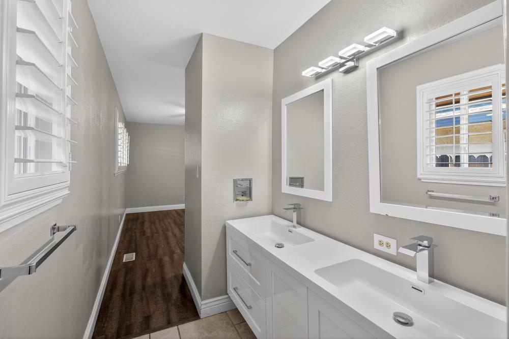 2595 American River Drive