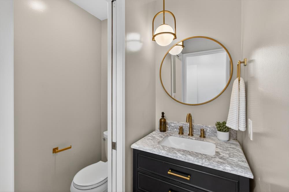 2595 American River Drive