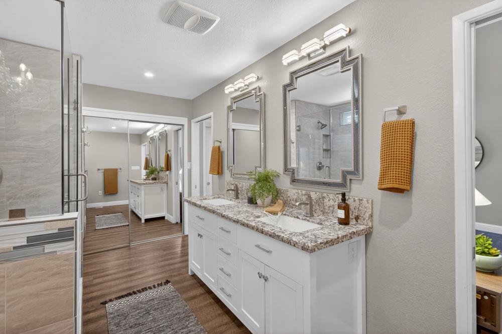 2595 American River Drive