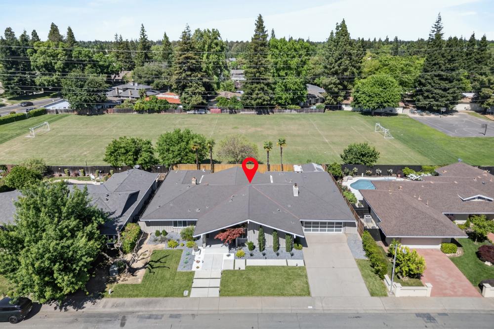 2595 American River Drive