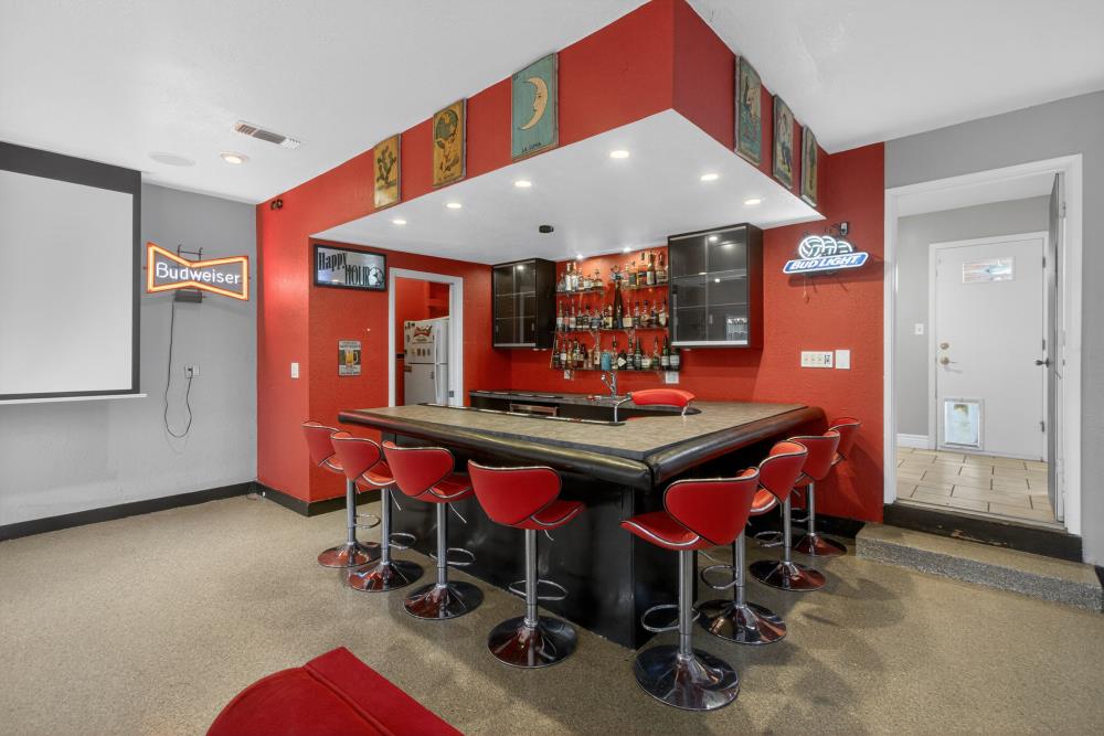 2595 American River Drive