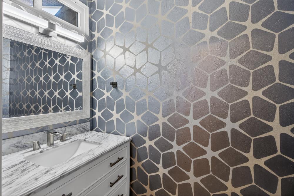 2595 American River Drive