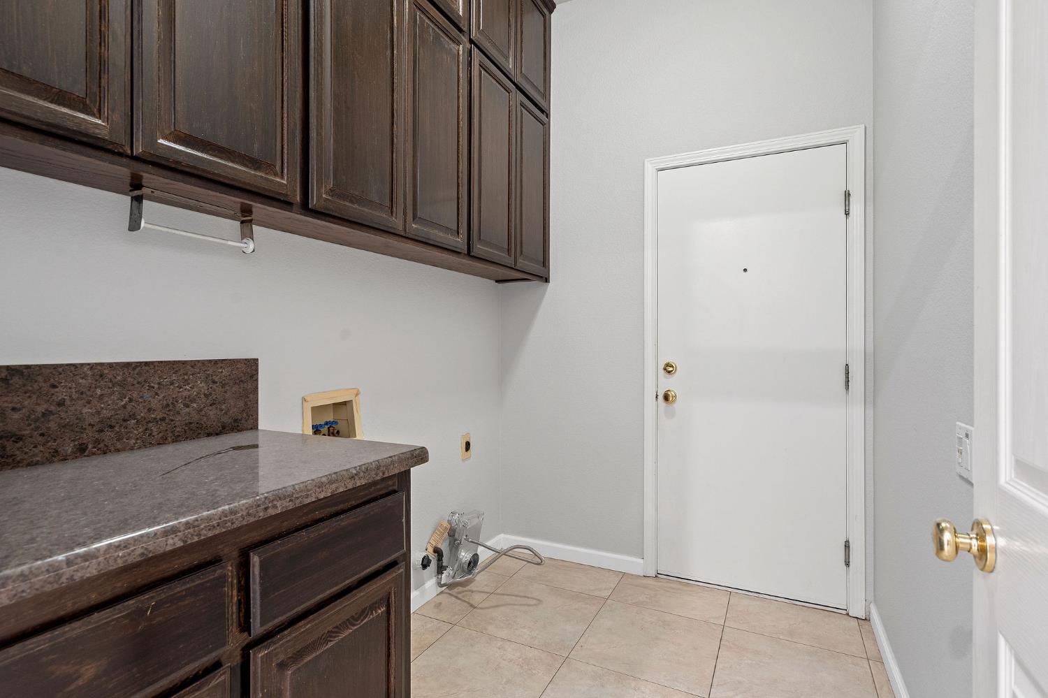 2945 Sierra Mills Lane