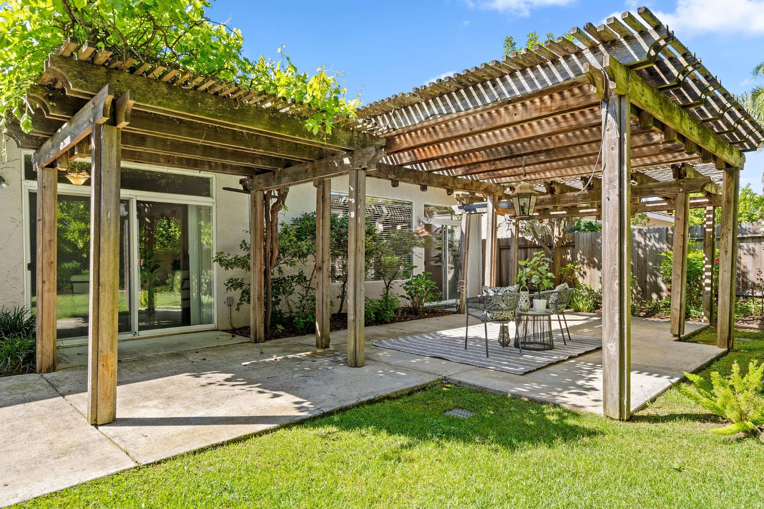 2945 Sierra Mills Lane