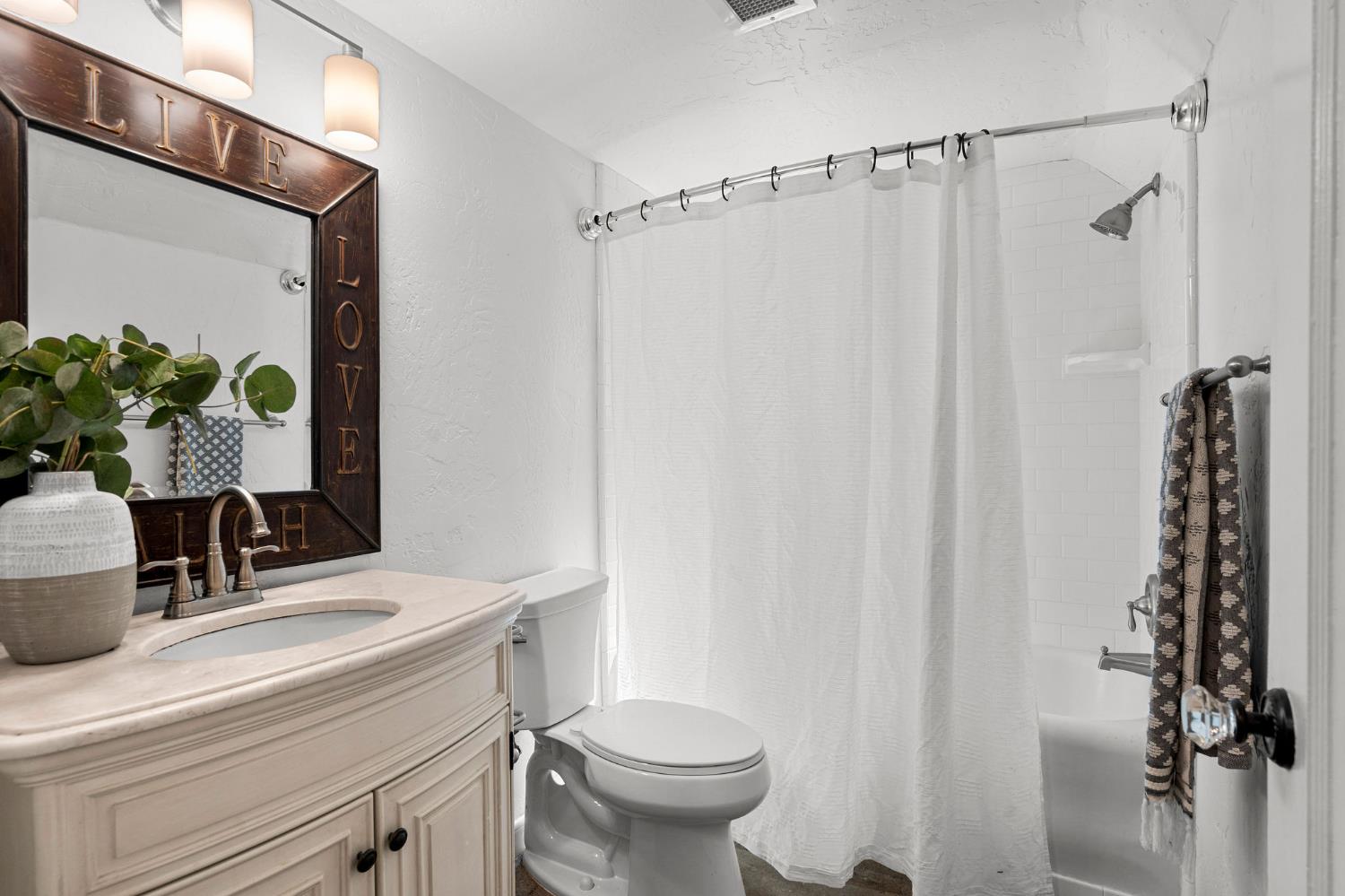 516 La Purissima Way