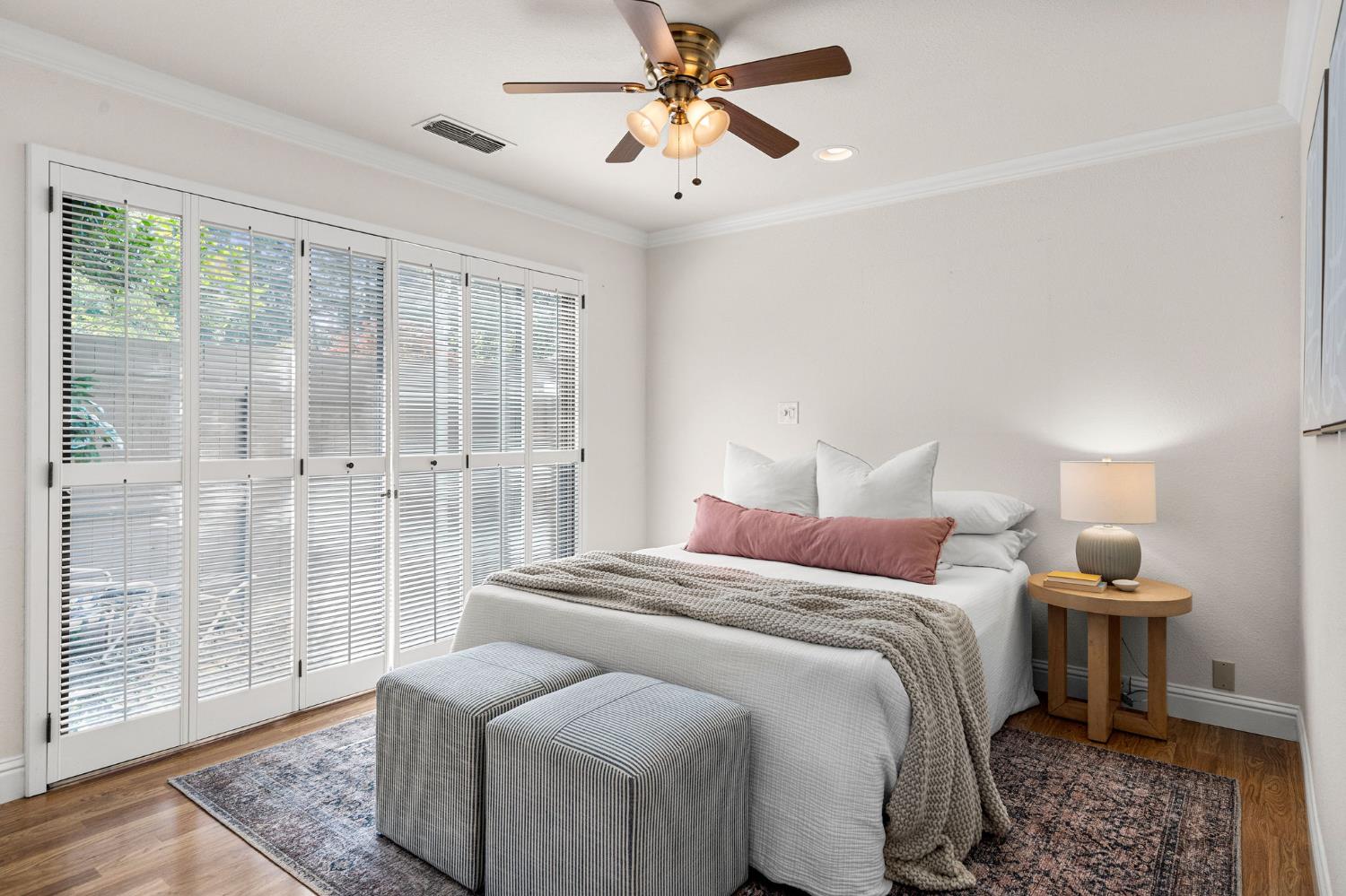 703 Dunbarton Circle