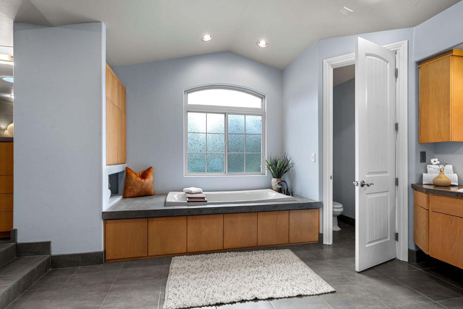 6401 Orange Hill Lane