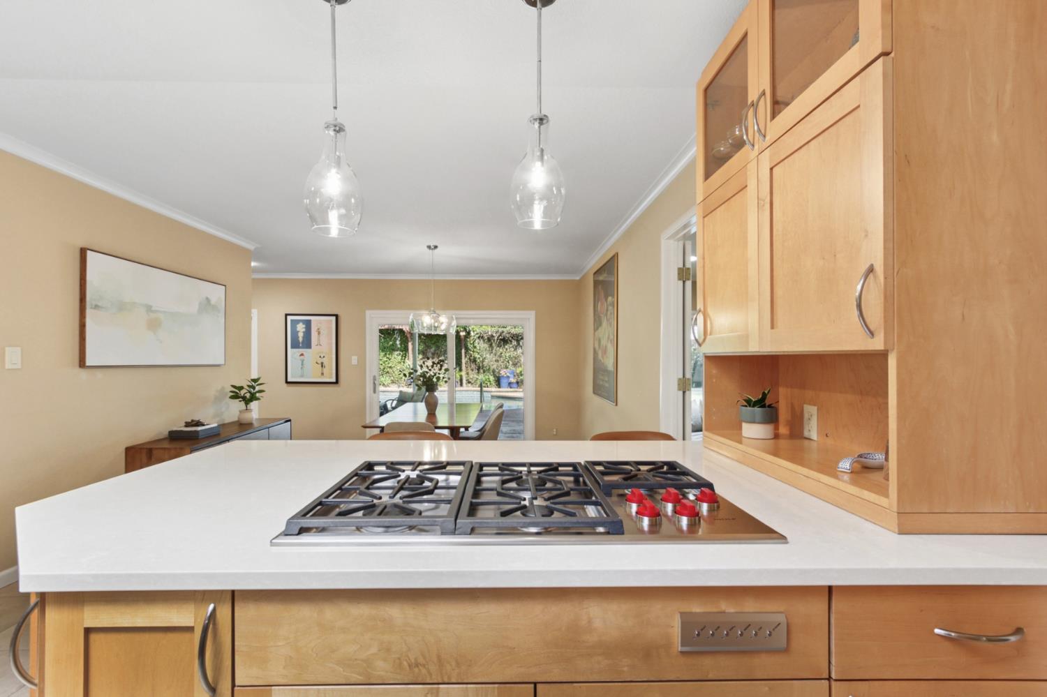 380 Wilhaggin Drive