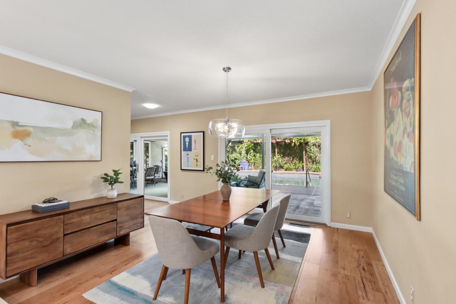380 Wilhaggin Drive