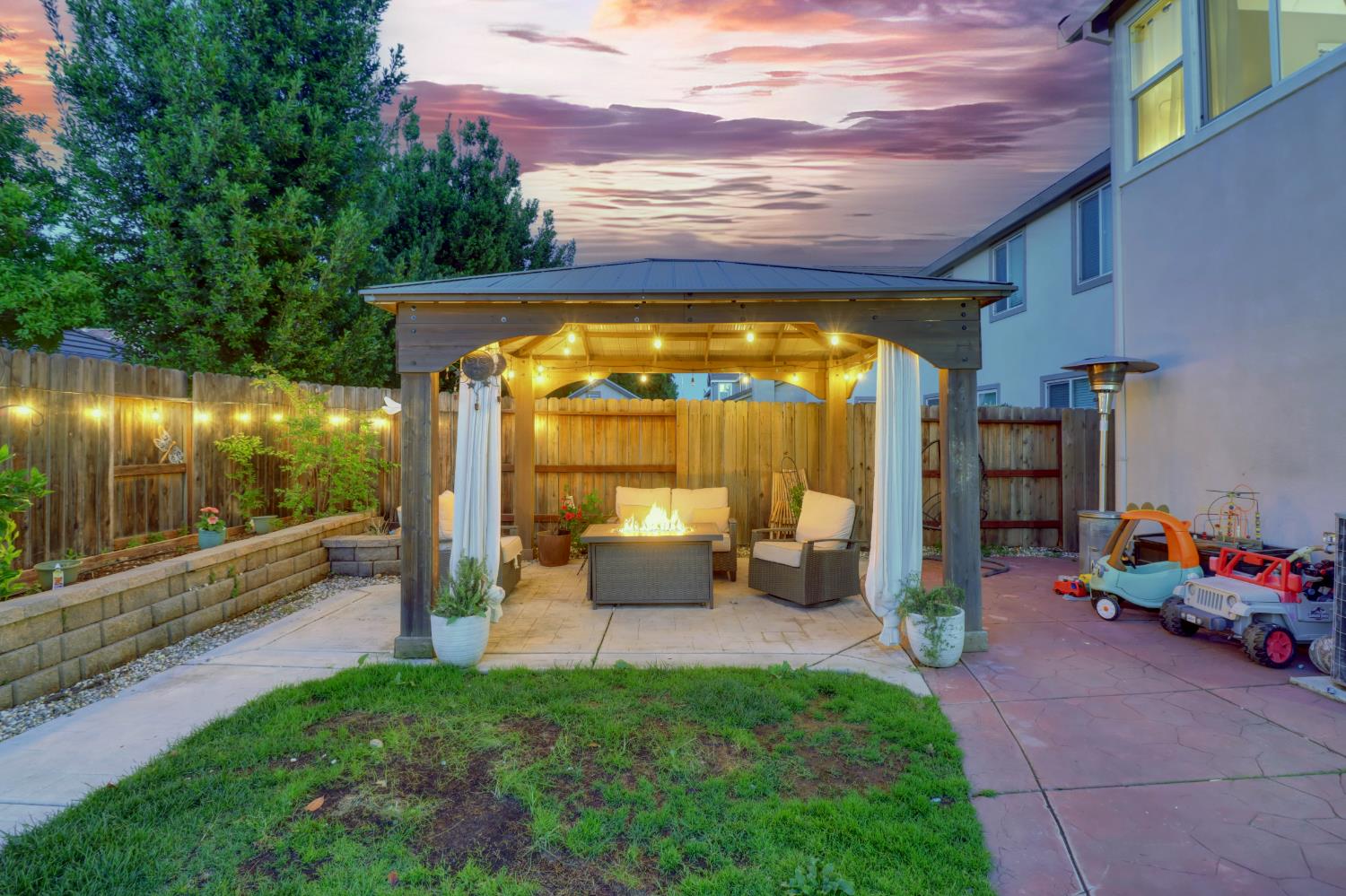 4135 Pylos Way