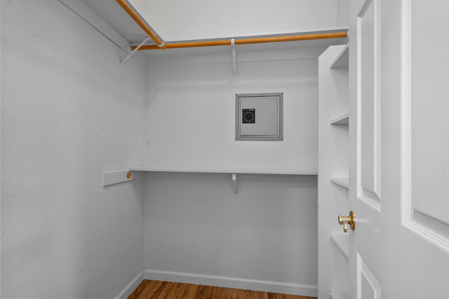 4313 Saint Jones Court