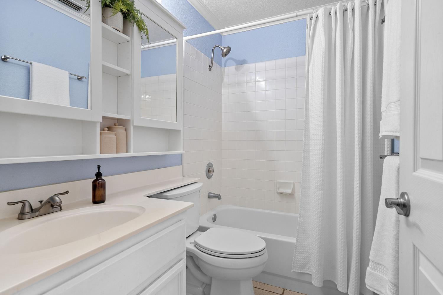 4313 Saint Jones Court