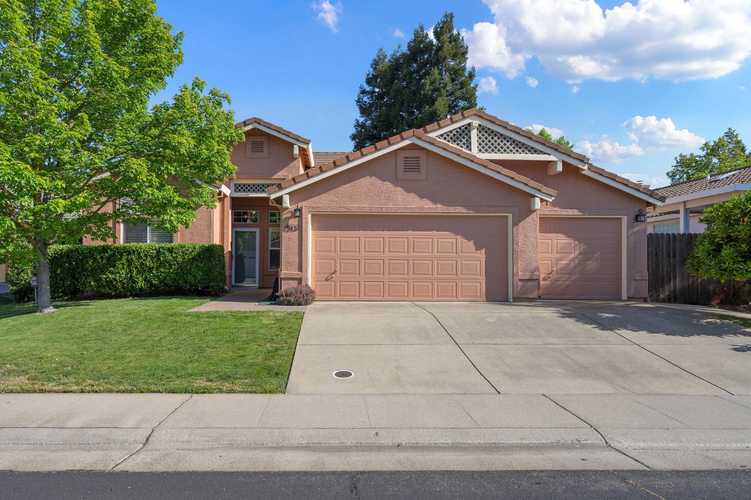 4313 Saint Jones Court