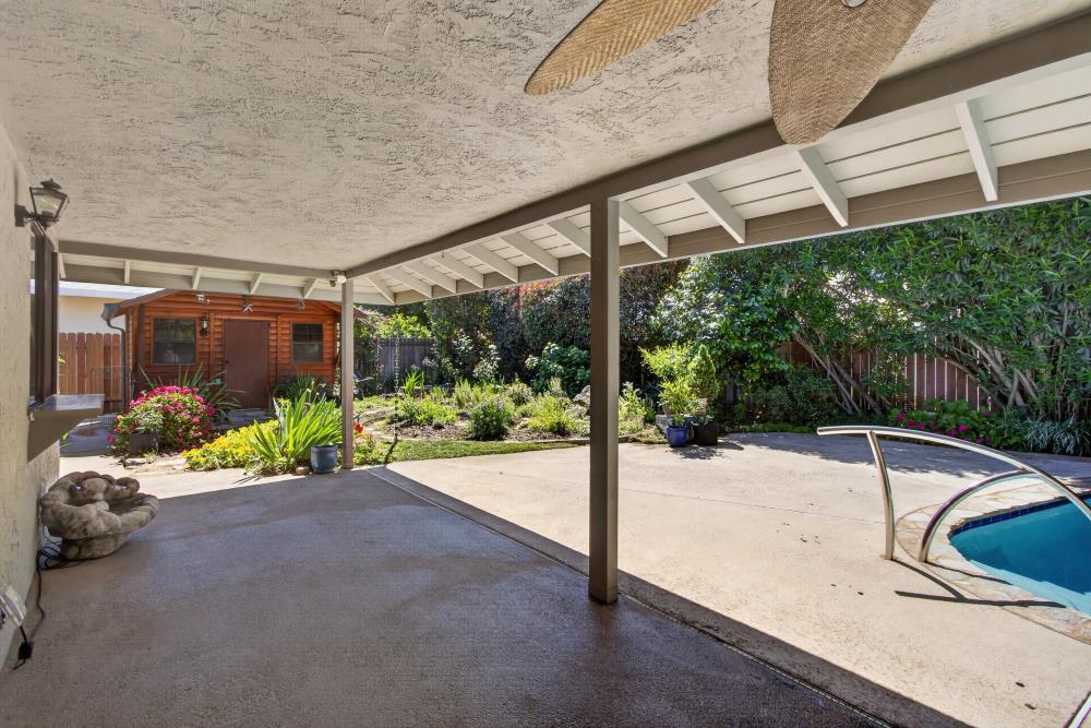 9746 Mira Del Rio Drive
