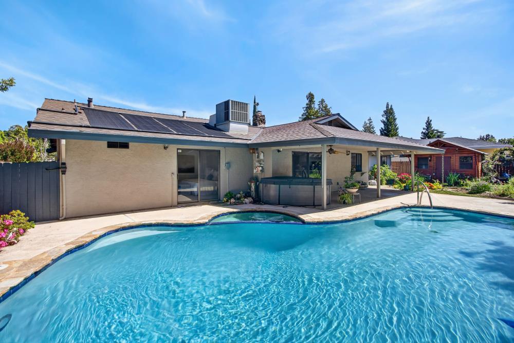 9746 Mira Del Rio Drive