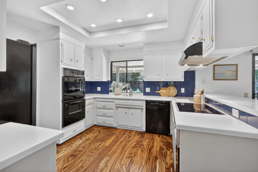 9746 Mira Del Rio Drive