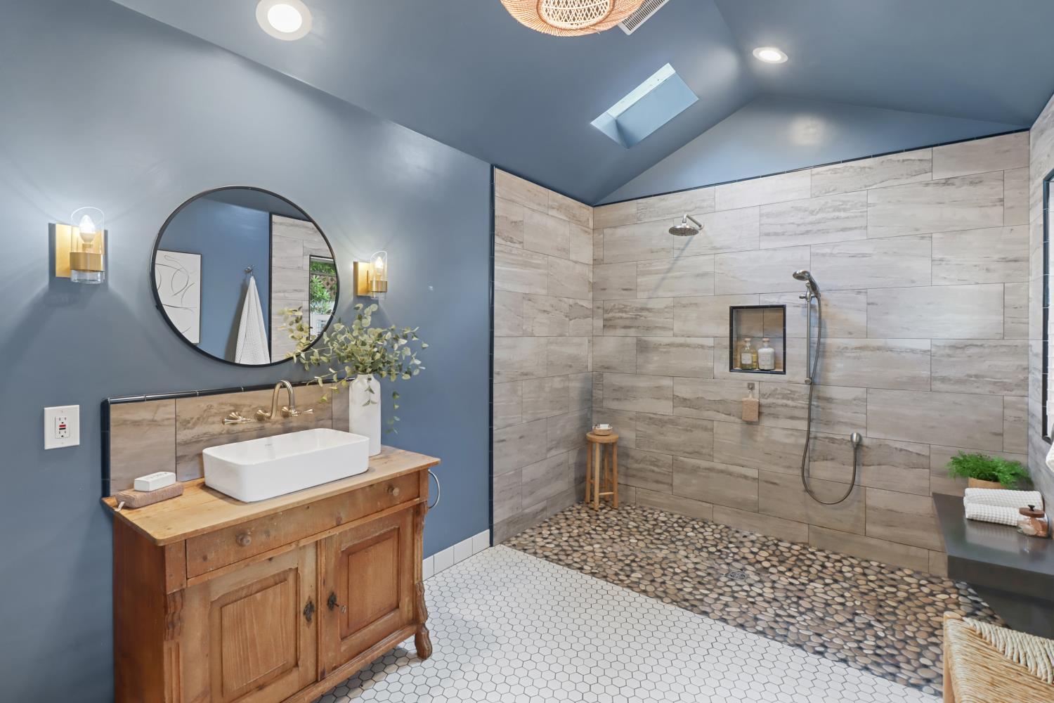 3120 American River Drive