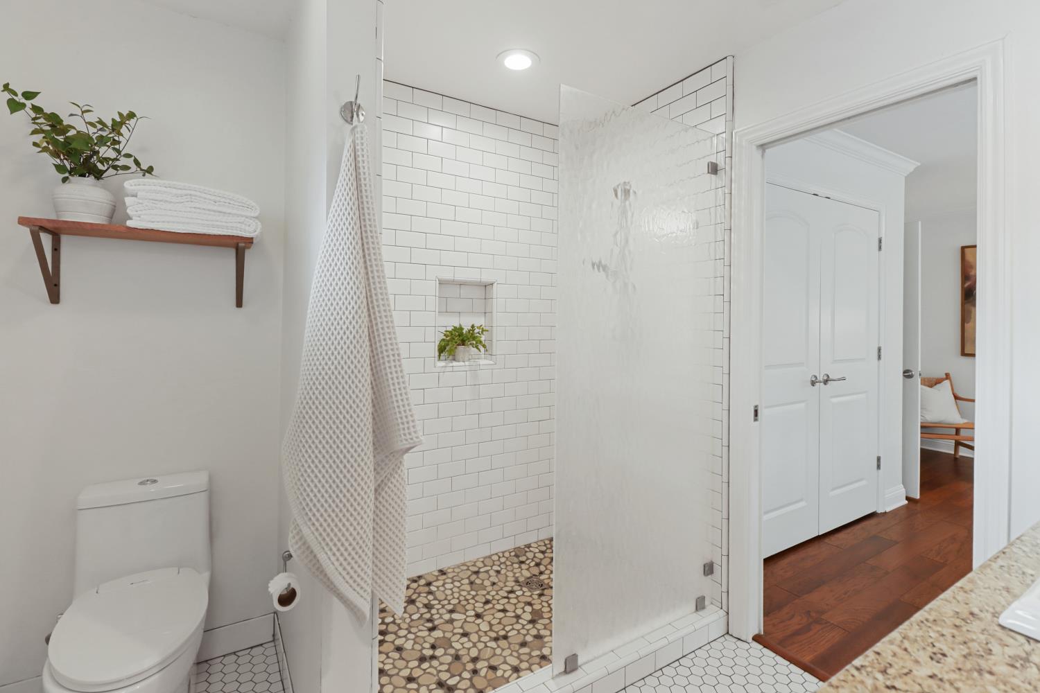 3120 American River Drive