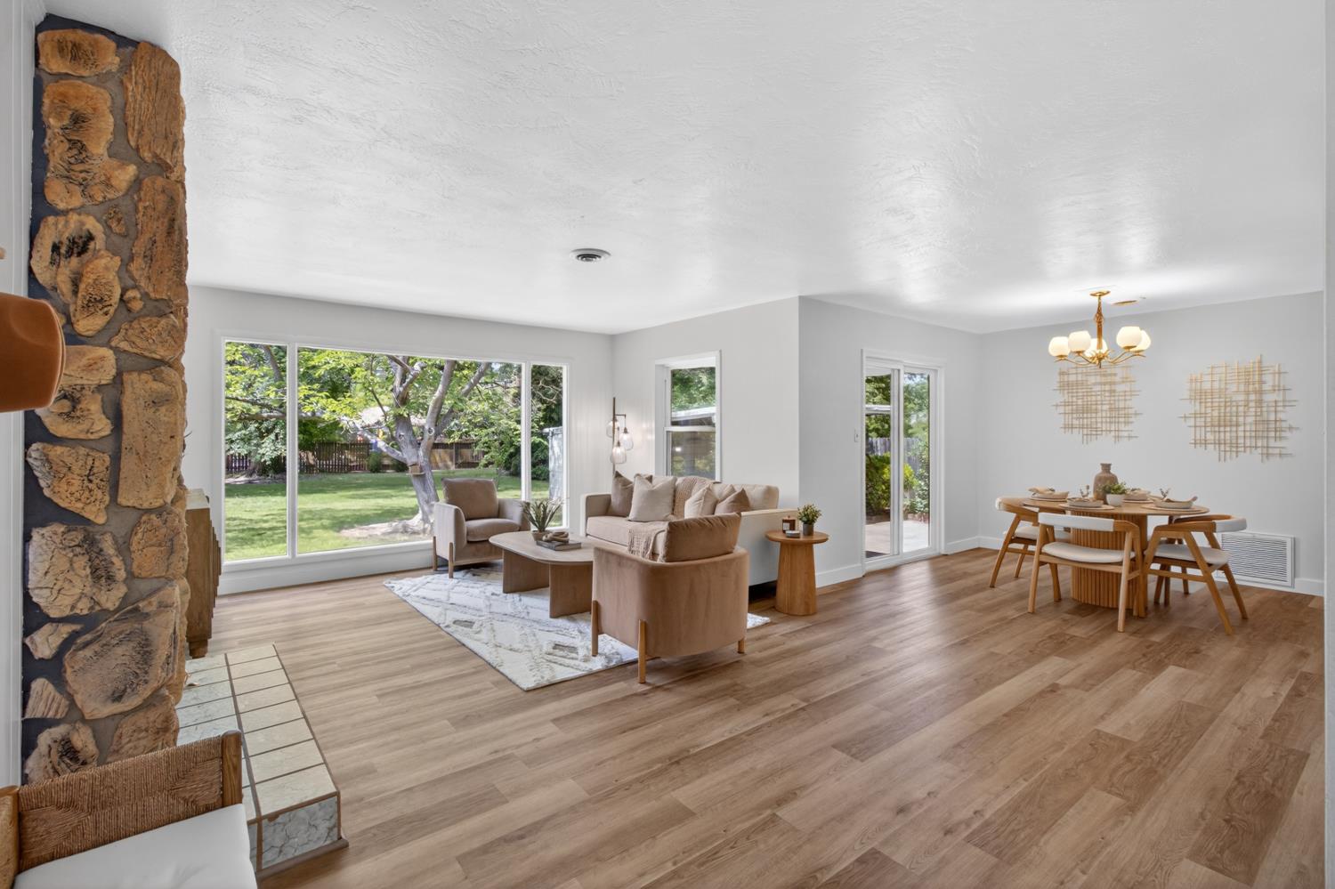 1515 Los Molinos Way