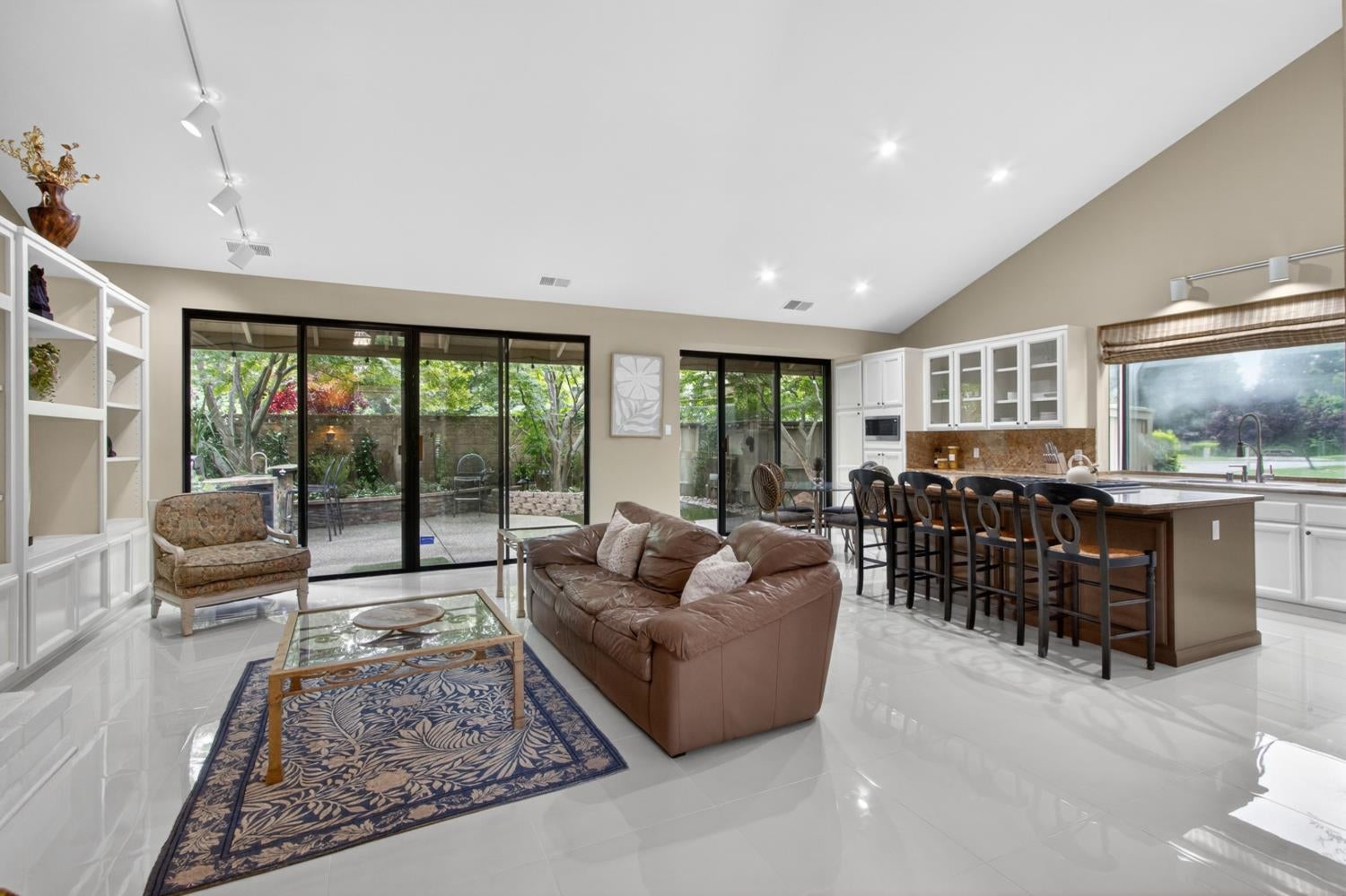 11780 Long Bar Court