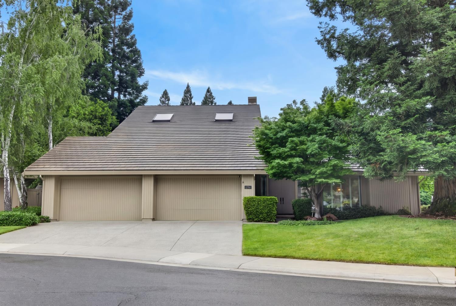 11780 Long Bar Court