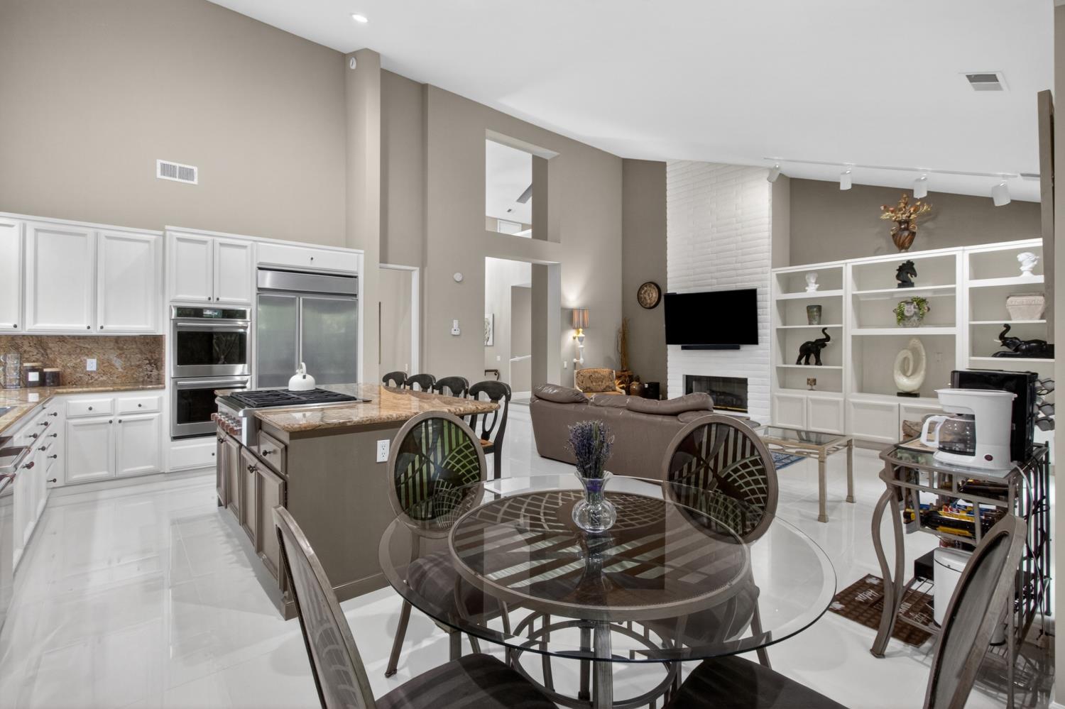 11780 Long Bar Court