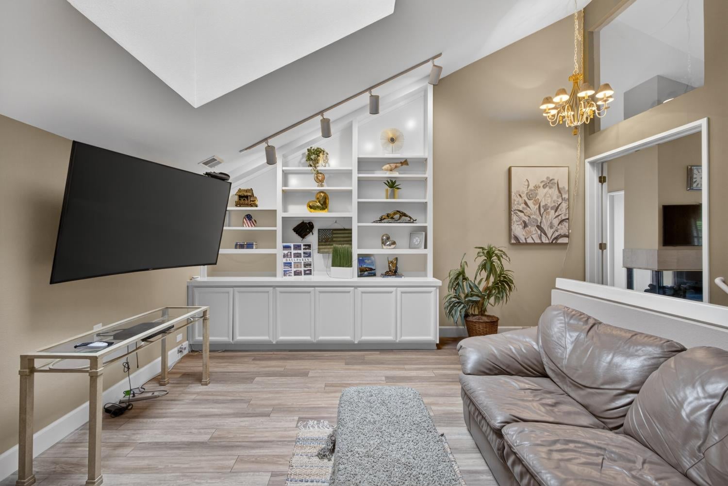 11780 Long Bar Court