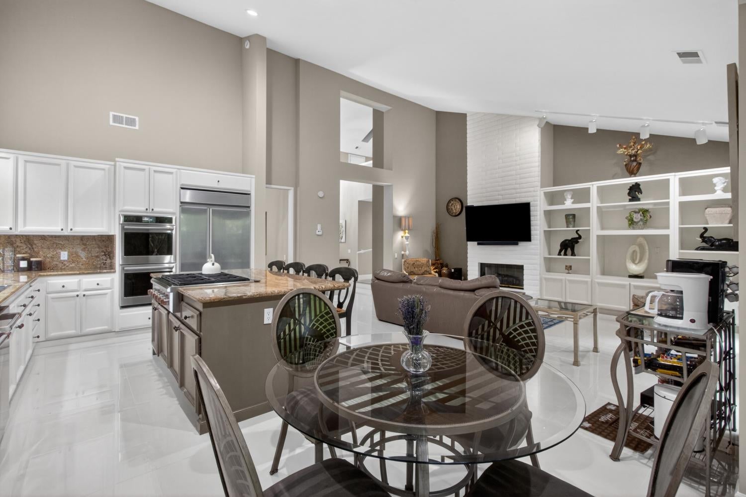11780 Long Bar Court