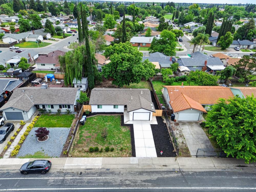6330 Valley Hi Drive