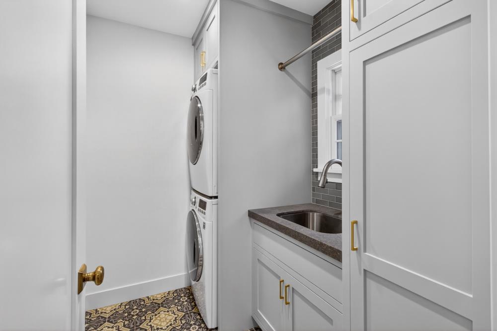 3313 Cutter Way