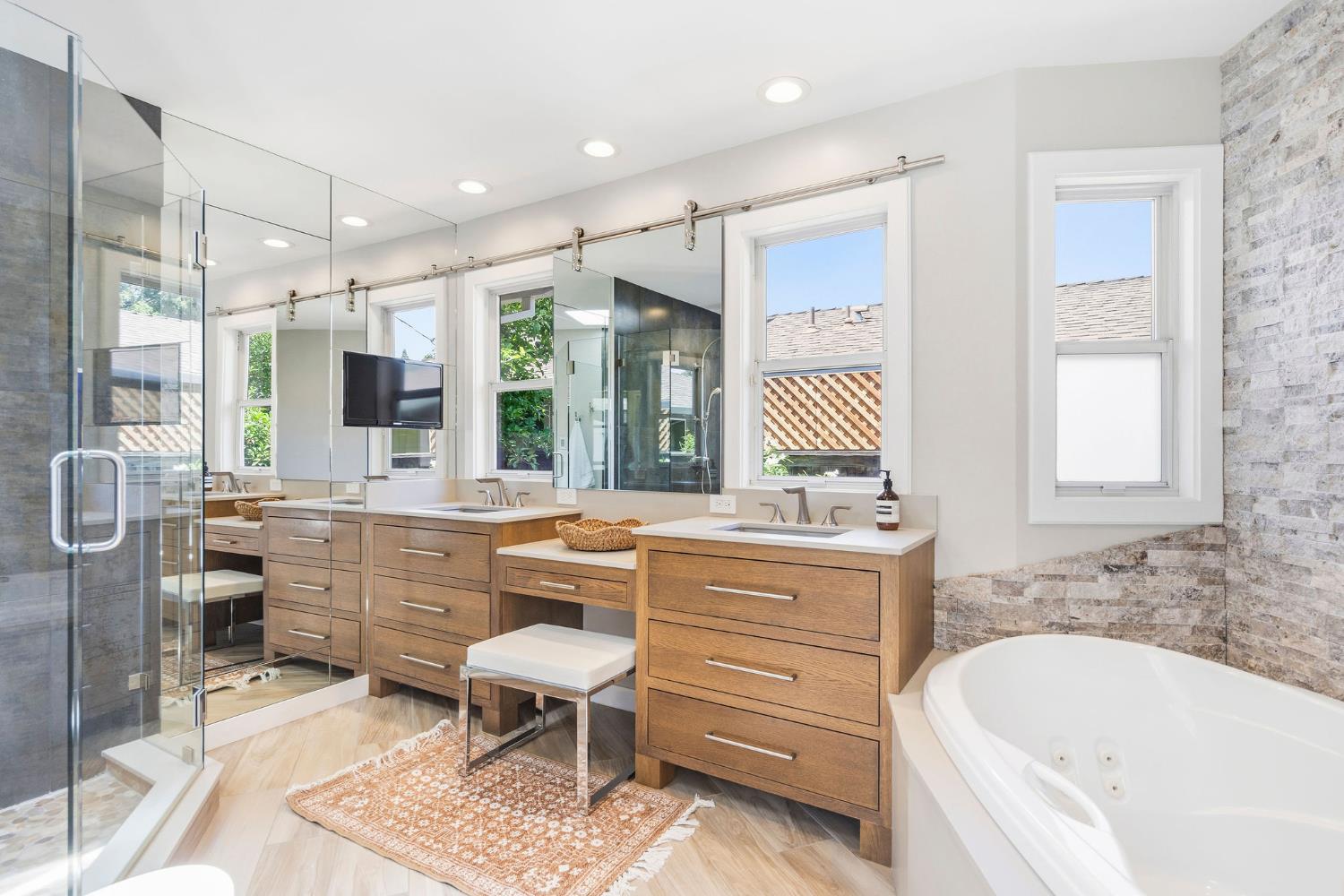3831 San Ysidro Way