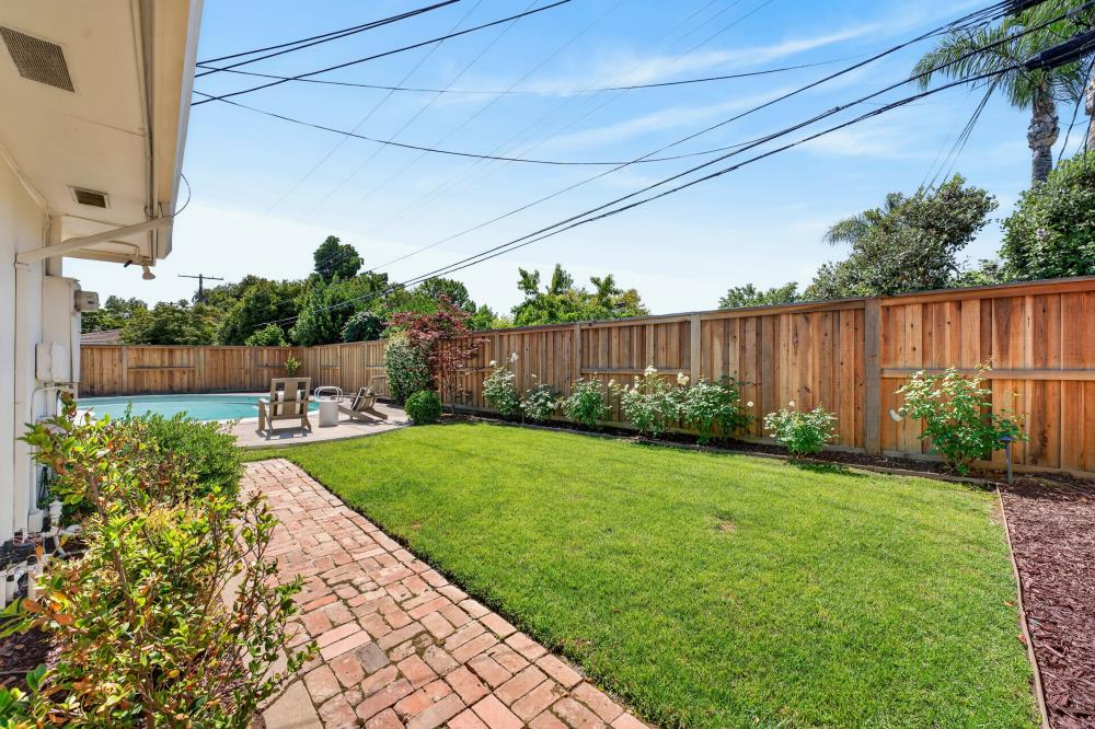 2910 Huntington Road