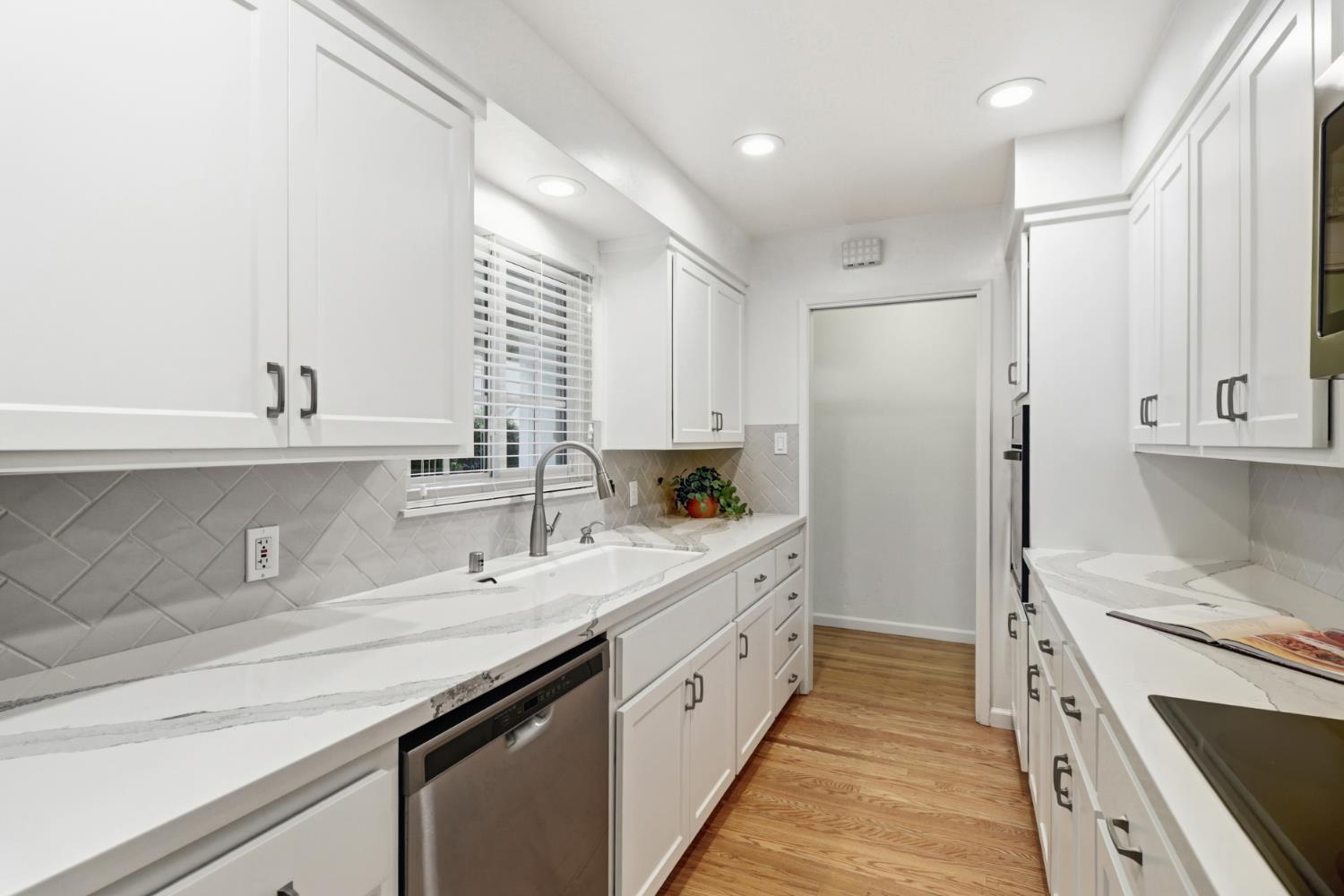 4324 Constance Lane