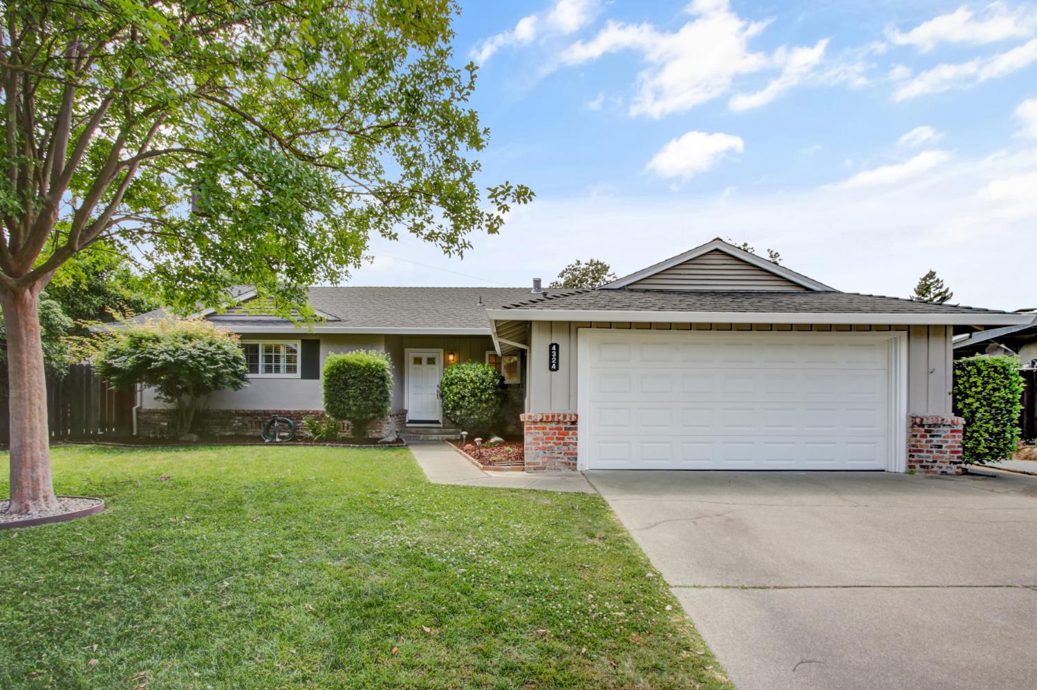 4324 Constance Lane