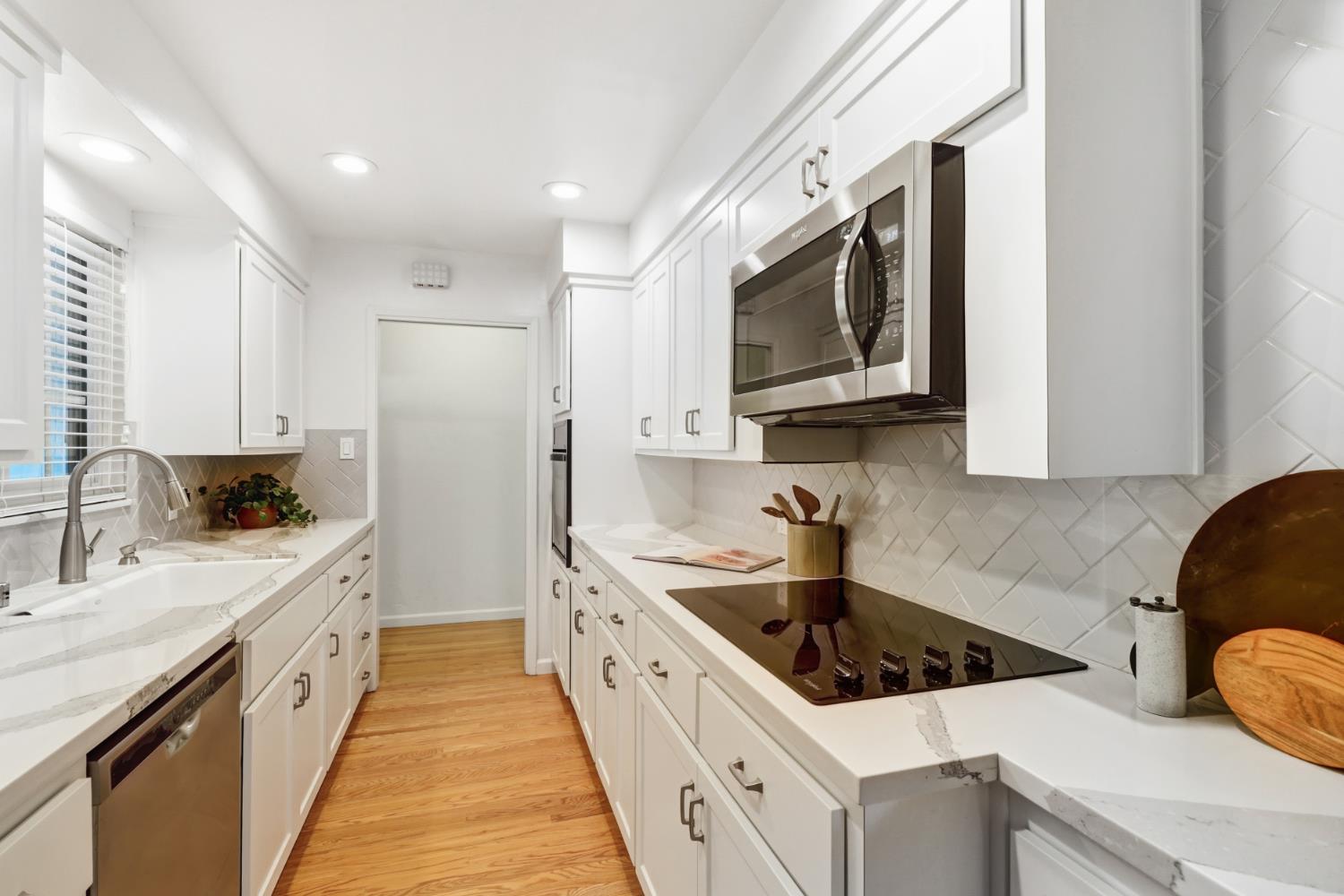 4324 Constance Lane
