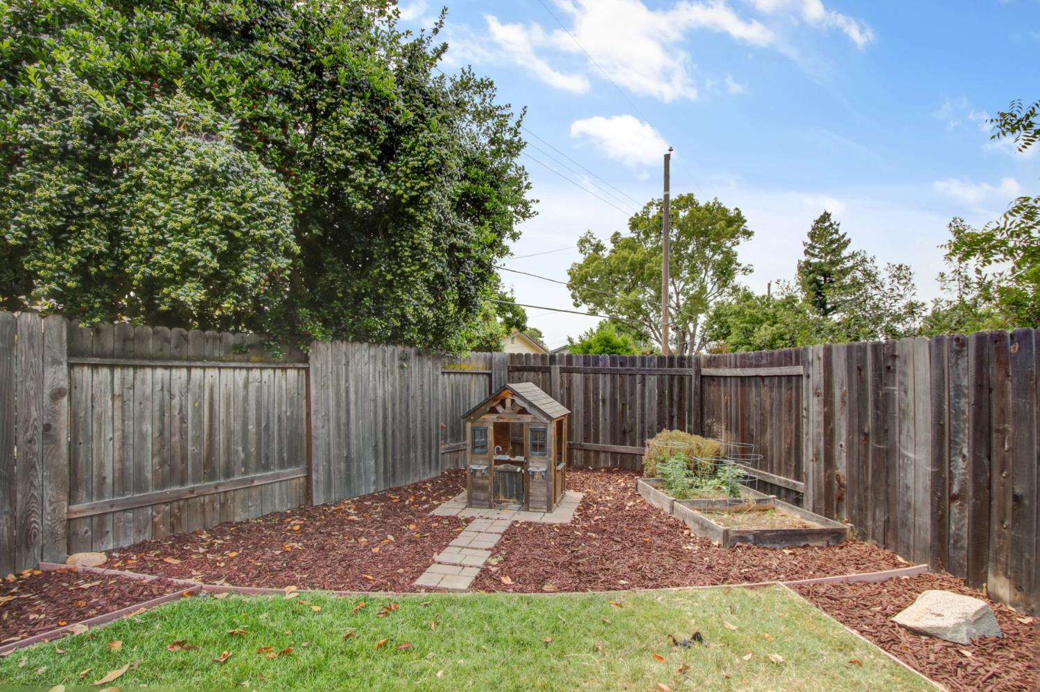 4324 Constance Lane